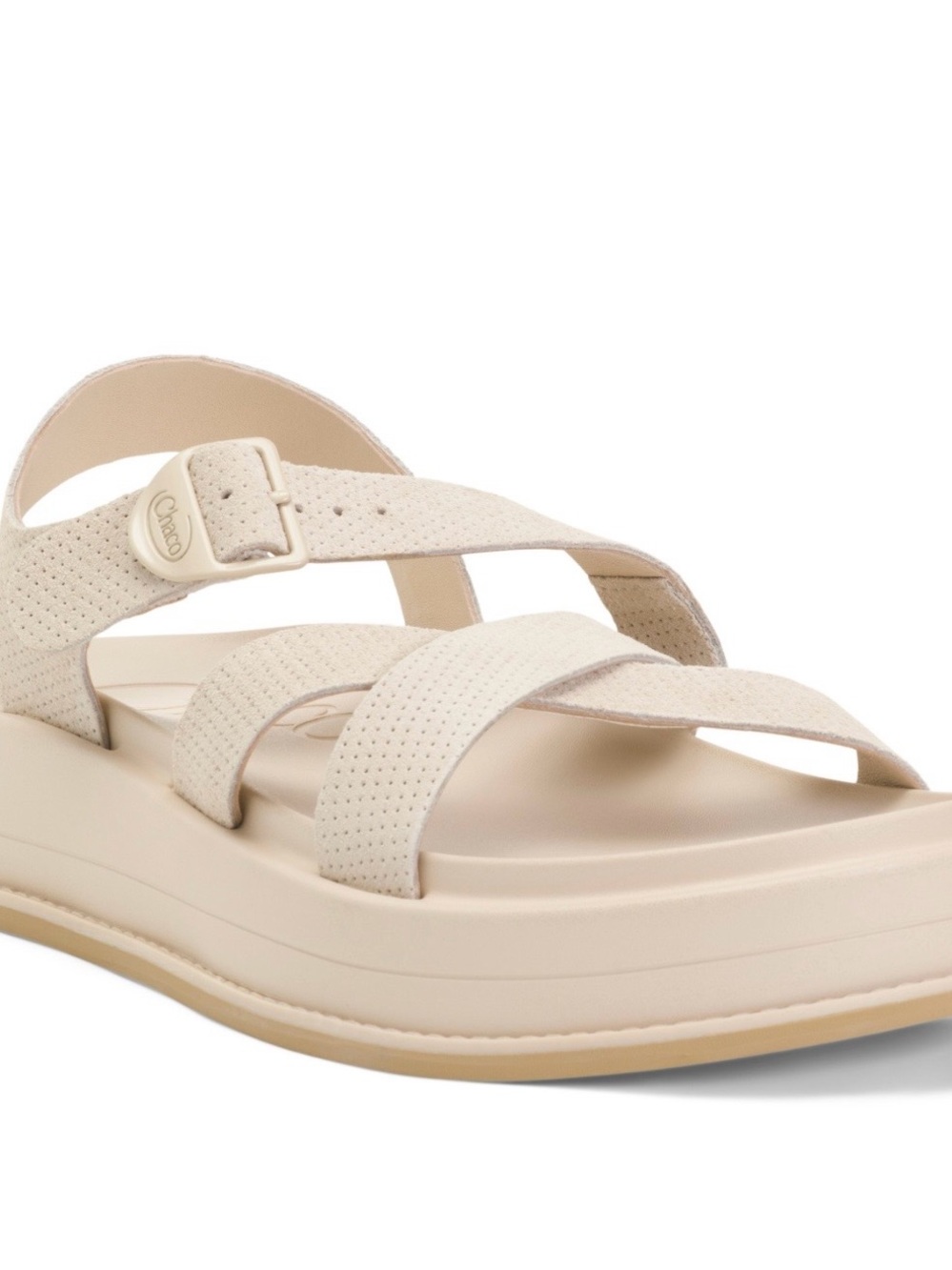 Chaco Townes Midform Cream Color Cross-Strap Sandals with Buckle